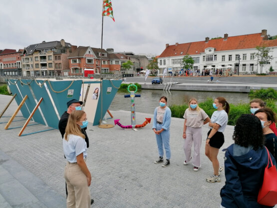 studenten en mentoren bij boot3